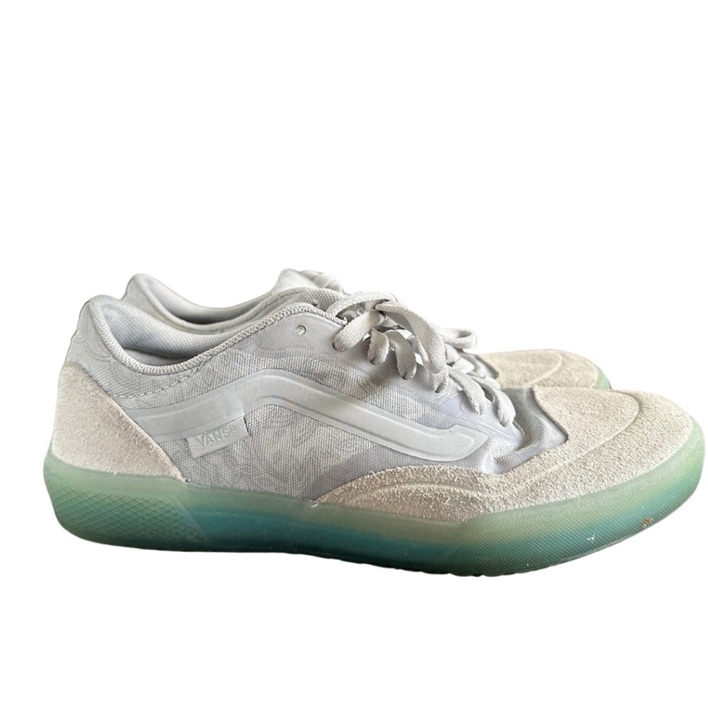 Vans AVE pro limited edition Beatrice signature pro shoe worn once!! Size W7